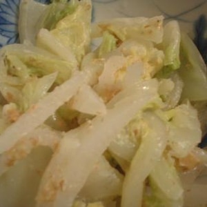 甘くておいしい白菜のマヨネーズ風味サラダです。